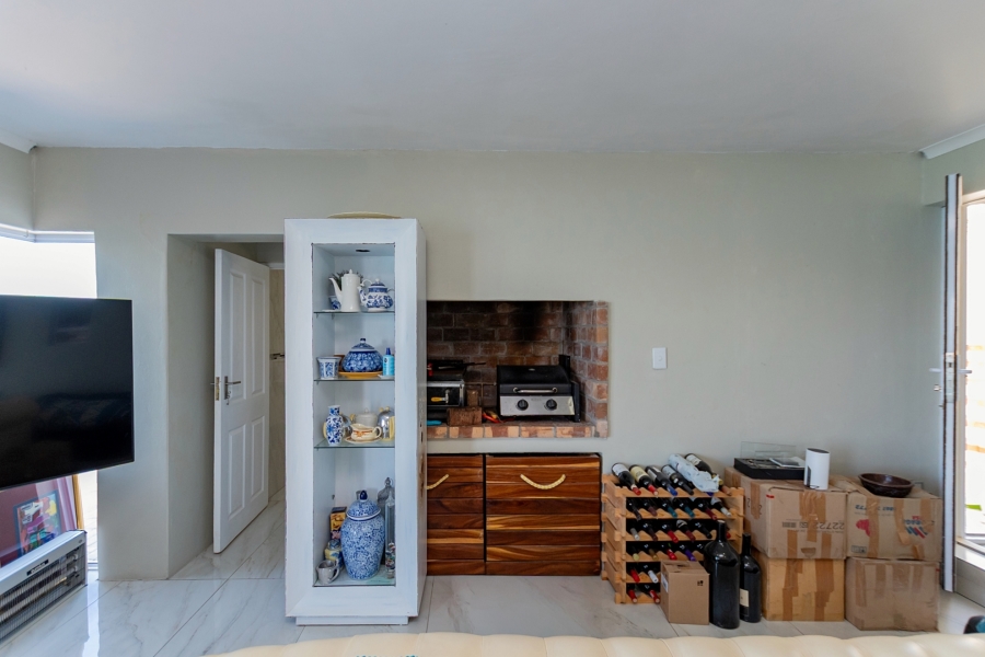 3 Bedroom Property for Sale in Port Owen Western Cape